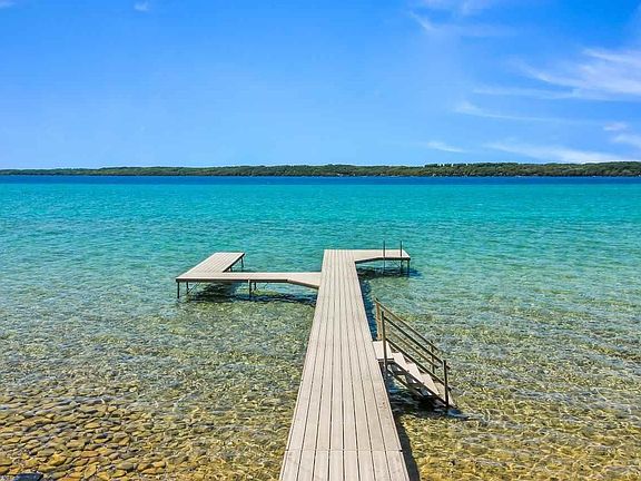 3rd image of 4070 SE Torch Lake Dr