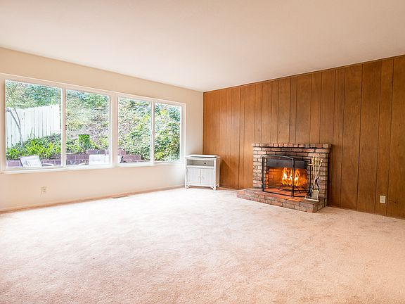 3rd image of 1044 Zamora Dr