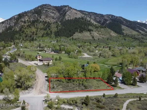 104 Hardman Rd, Thayne, WY 83127