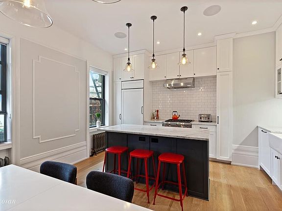 2nd image of 193 2nd Ave APT 12