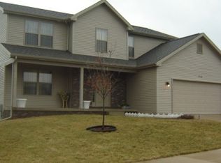 9710 N Megan Ct, Peoria, IL 61615