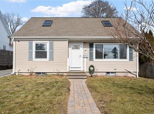 80 Willett Ave, Riverside, RI 02915