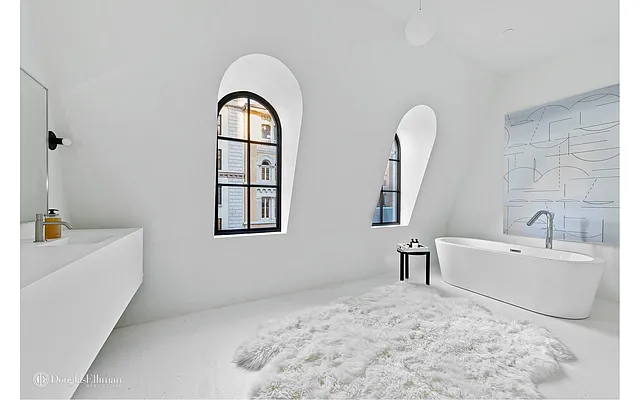 Sold by Douglas Elliman | media 16