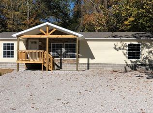 2605 Leon Prall Rd, Otisco, IN 47163