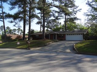 1916 Mary Jane Dr, Longview, TX 75601