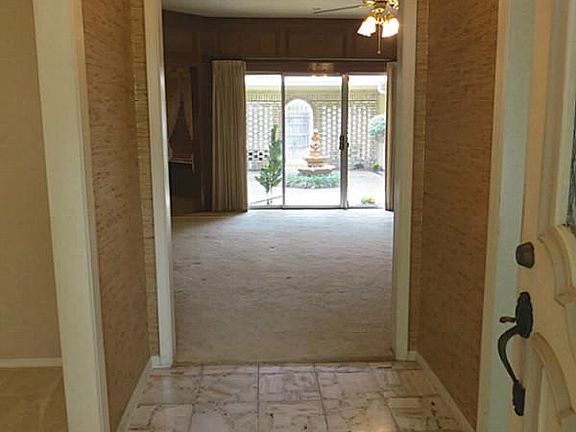 2nd image of 602 Sheffield Dr