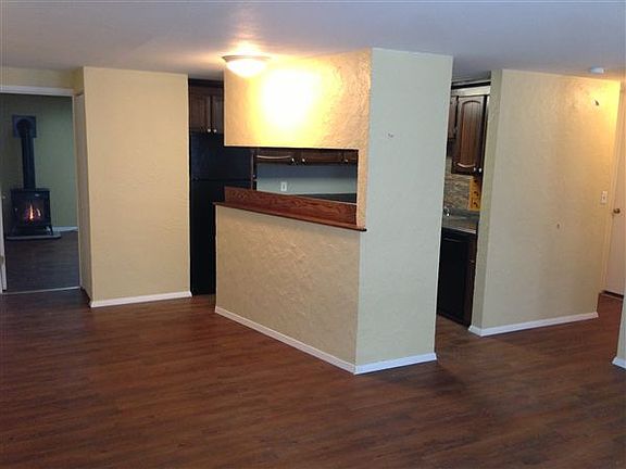 2nd view Living / Dining
