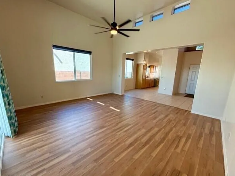 8119 N Peppersauce Dr — Photo 8