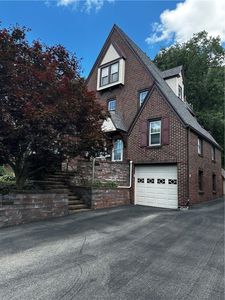 290 N Myers Ave, Sharon, PA, 16146
