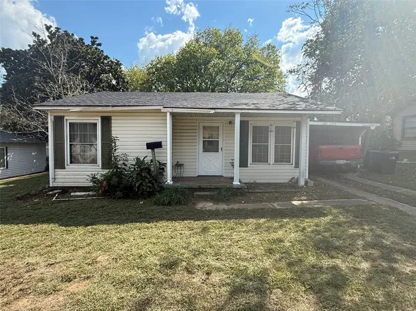 214 E Acheson St, Denison, TX 75021