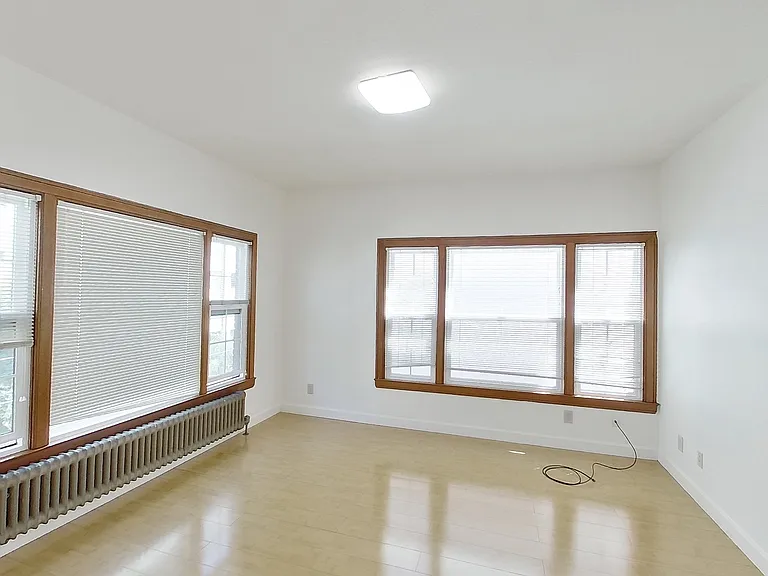 2644 Dwight Way — Photo 10
