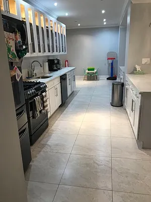 Rented by Edel Family Management | media 18