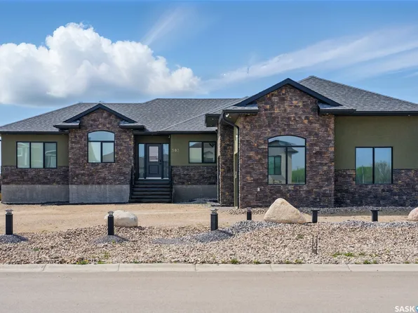 503 8th Avenue E, Watrous, SK S0K 4T0