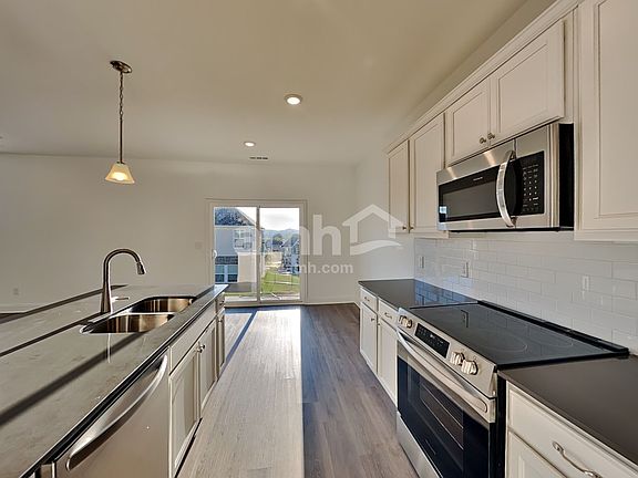 4th image of 231 Marin Dr
