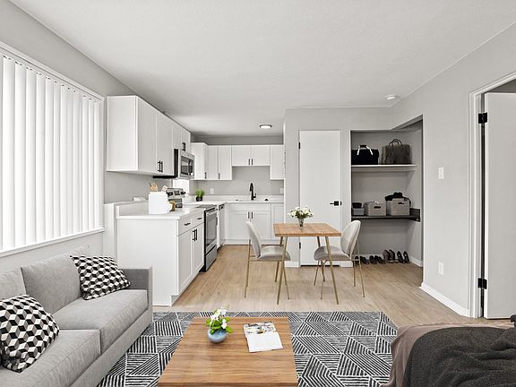 5th image of 1424 N Pearl St APT 101