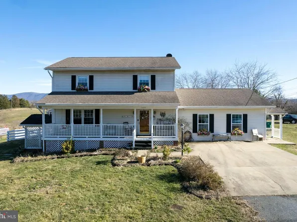 509 6th St, Luray, VA 22835