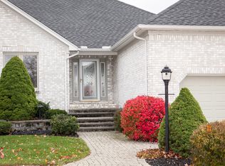 53480 Christy Dr, Chesterfield, MI 48051
