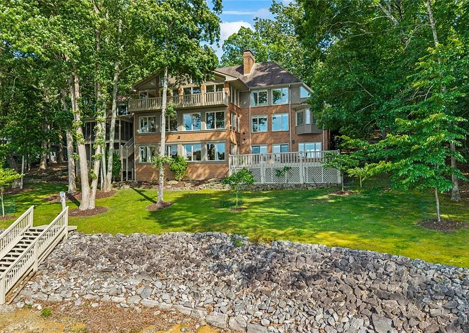6576 Yacht Club Rd