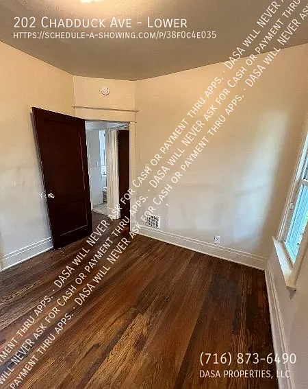 202 Chadduck Ave #LOWER — Photo 11