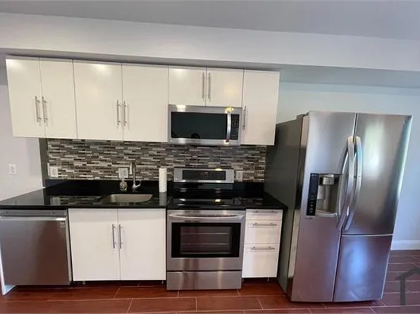 615 N 11th St, Philadelphia, PA