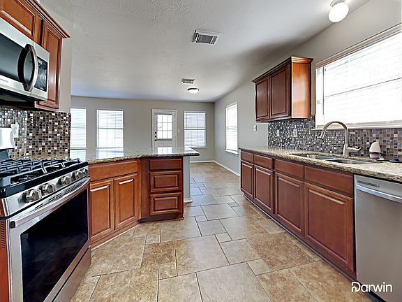 2nd image of 9218 Rosewell Ct
