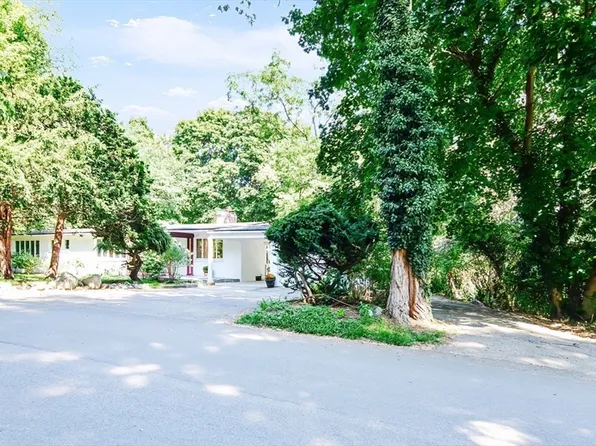 115 Juniper Rd, Belmont, MA 02478