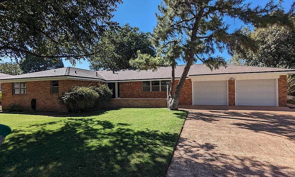 1821 Fir St, Pampa, TX 79065 Zillow