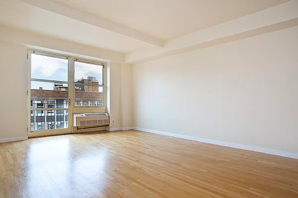 Rented by R New York | media 23