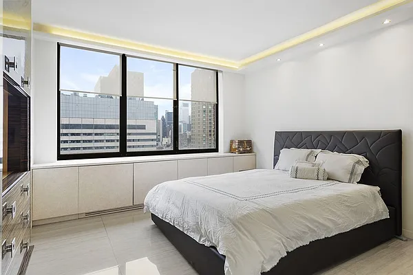 Sold by Corcoran | media 4