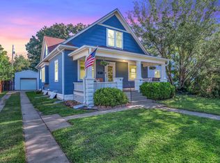 620 E 4th St, Newton, KS 67114