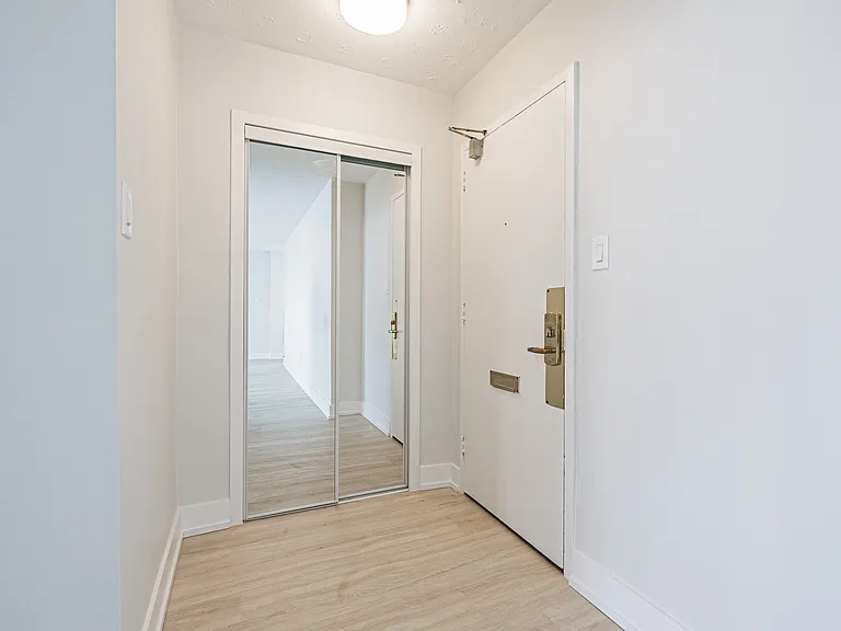 2160 Lakeshore Rd — Photo 45