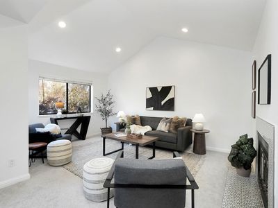 1428 Park Entrance Dr, San Jose, CA, 95131