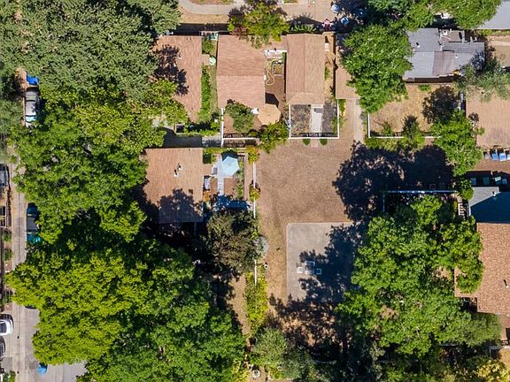 3rd image of 140 Northside Ave