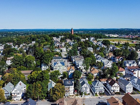 5th image of 52-54 Olive Ave