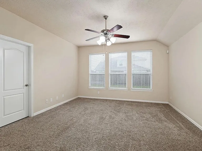 16007 David Hill Ln — Photo 19