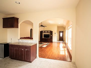 2nd image of 3426 Selene Dr