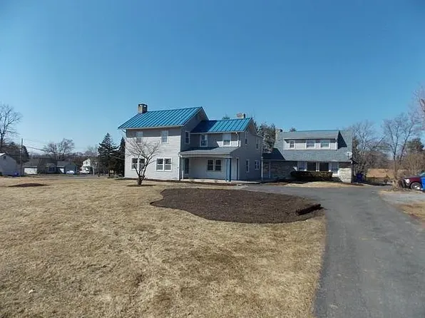 909 Newville Rd, Carlisle, PA 17013