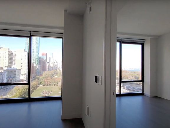 3rd image of 1248 S Indiana Ave #1116