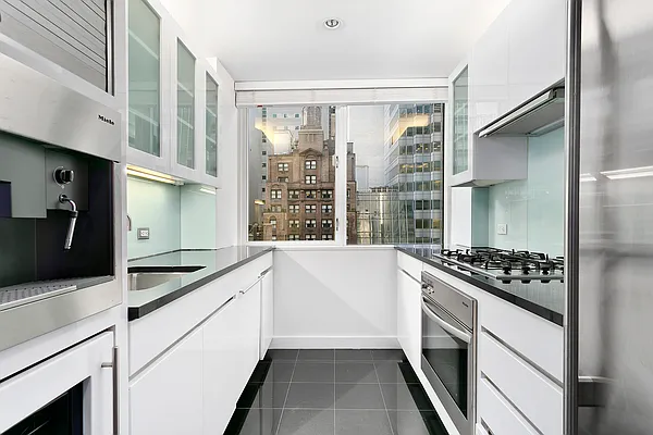 Rented by Compass | media 2