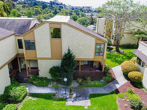 4th image of 6 Seacliff Dr