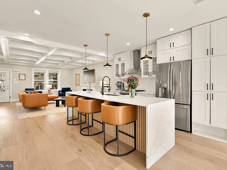432 Emerson St NW — Photo 12