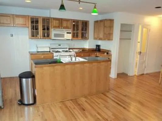 Rented by Corcoran | media 30