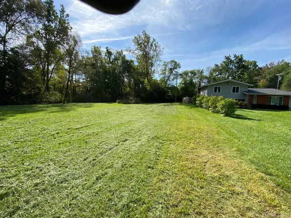 0 Maybee Rd, Clarkston, MI 48346