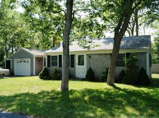 230 Castlewood Cir, Hyannis, MA 02601