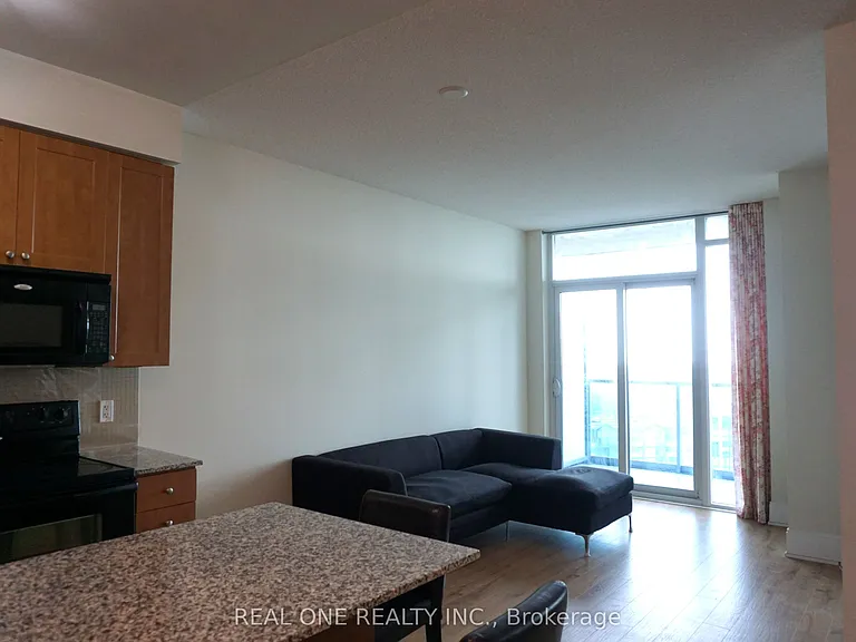 330 Burnhamthorpe Rd W #2801 — Photo 4