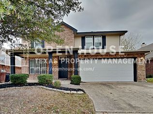 15660 Landing Creek Ln, Roanoke, TX 76262