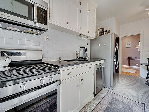 5th image of 41-08 43rd St APT 1D