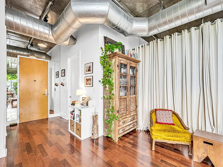 410 NW 1st Ave #505 — Photo 31