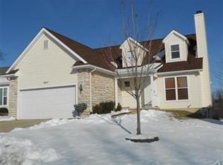 3827 Santa Fe Trl, Ann Arbor, MI 48108