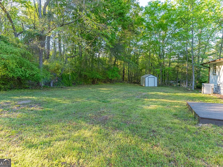 2290 Pinetree Ln NE — Photo 5